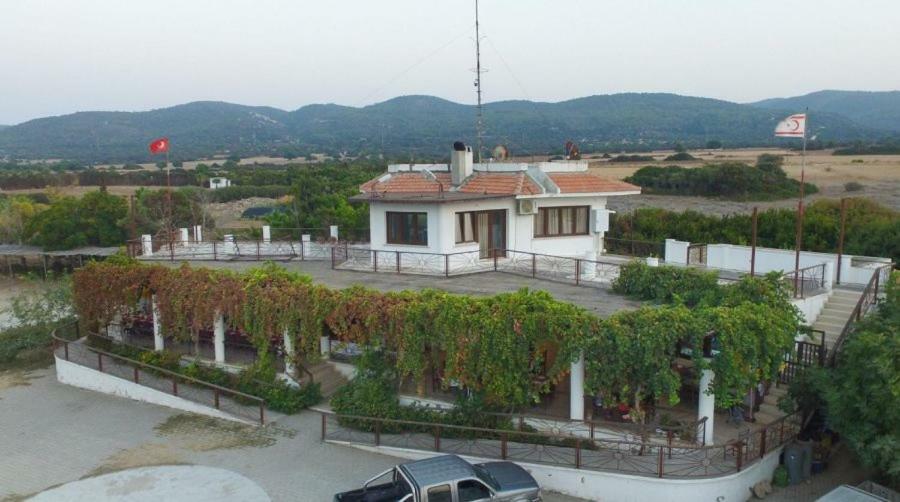 Balci Plaza Hotel And Balci Plaza Guest Bungalows Karpaz Peninsula Selenias Exterior photo